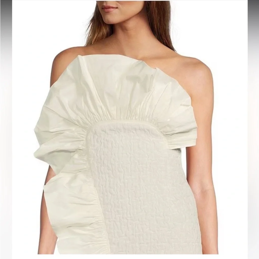 NWT Antonio Melani High Neck
Sleeveless Cordelia Dress - Picture 3 of 5